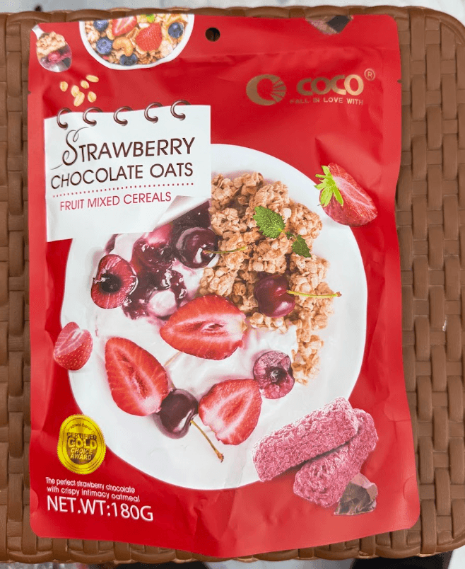 COCO Strawberry Chocolate Oats - Fruit Mixed Cereals)